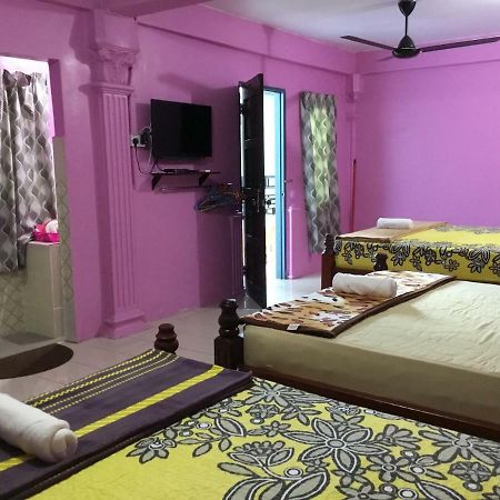 Family Room Semporna Ngoại thất bức ảnh